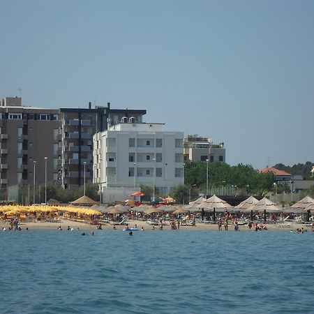 Hotel Mare Pesaro Dış mekan fotoğraf